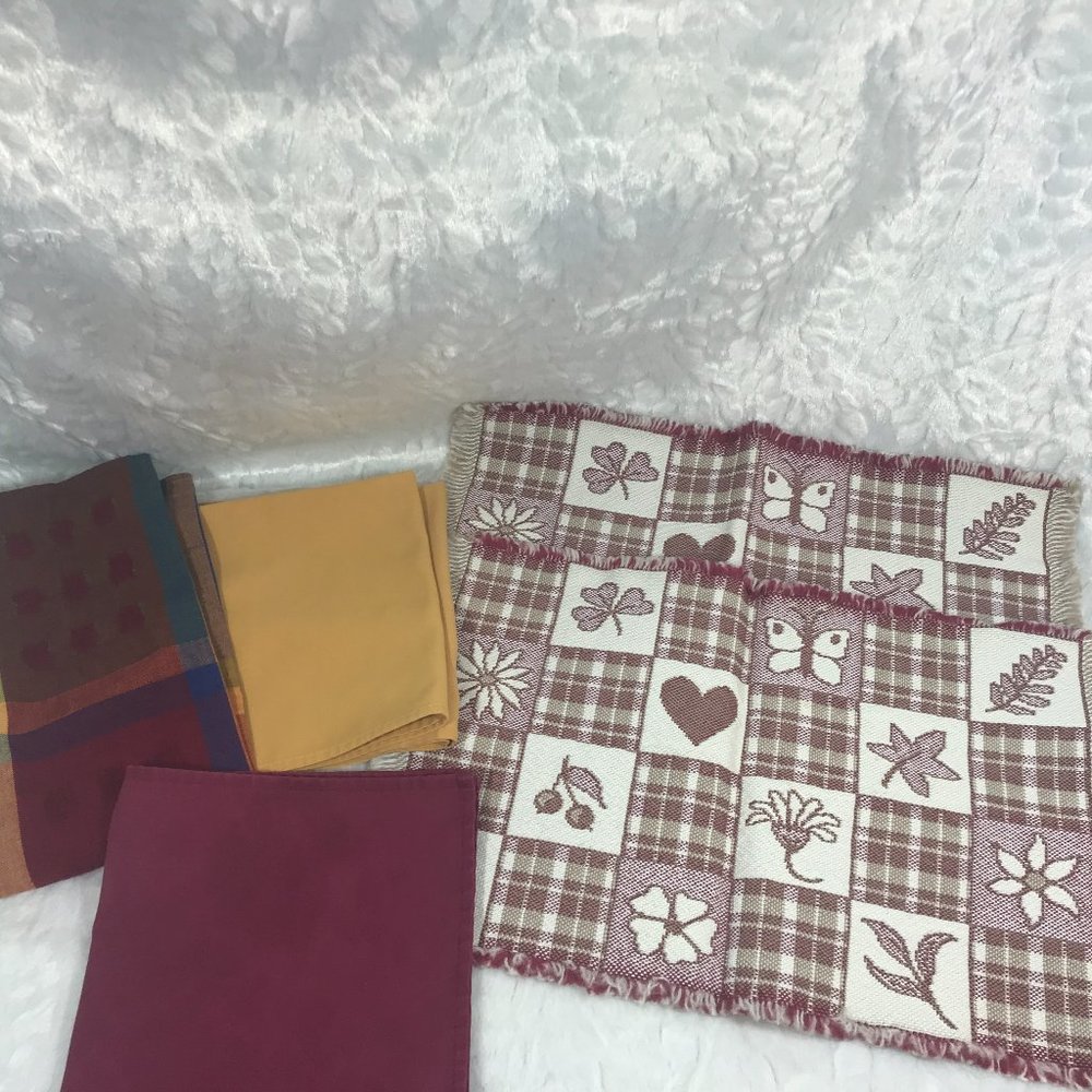 Mixed Lot of Table Linen Earth tone shades Cloth